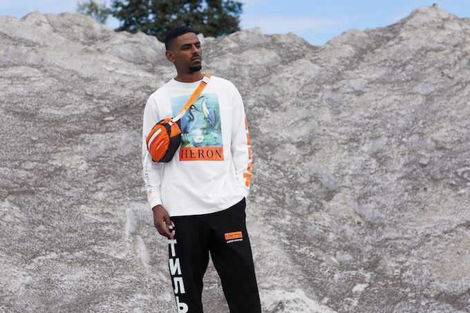 FOR YOU, THE WORLD: THE HERON PRESTON AW17 COLLECTION hvid orange trøje